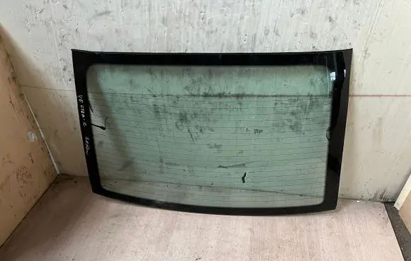 Opel Vectra C Rear windscreen/windshield window 
