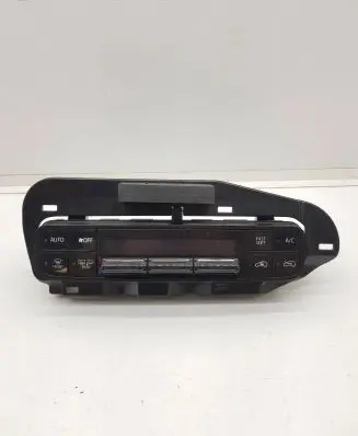 Toyota Auris E180 Climate control unit 75H695 5546802030
