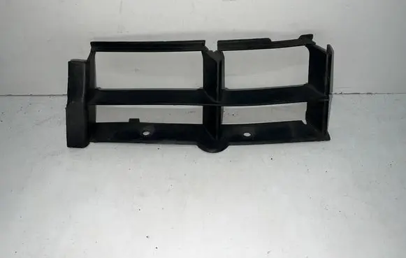 BMW 5 E39 Front bumper lower grill 82356739