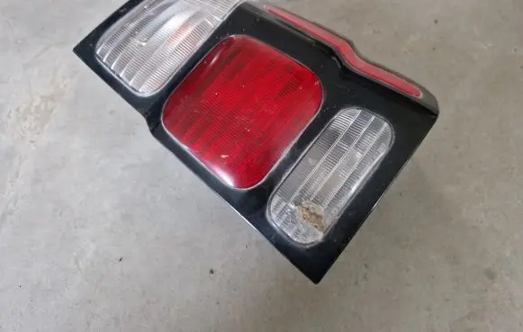 Mitsubishi Pajero Sport I Rear/tail lights
