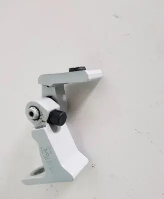 Audi A5 Sportback 8TA Front door upper hinge 8K0831401E