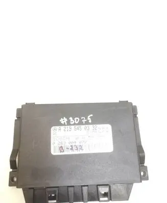 Mercedes-Benz CLS C219 Parking PDC control unit/module A2195450332
