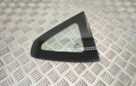 Nissan Qashqai Rear side window 43R00048