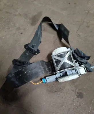 Citroen C3 Front seatbelt