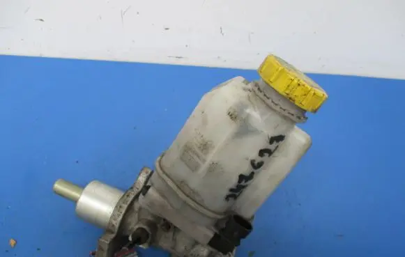 Alfa Romeo 147 Master brake cylinder