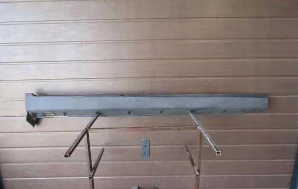 KIA Sorento Front sill (body part) 