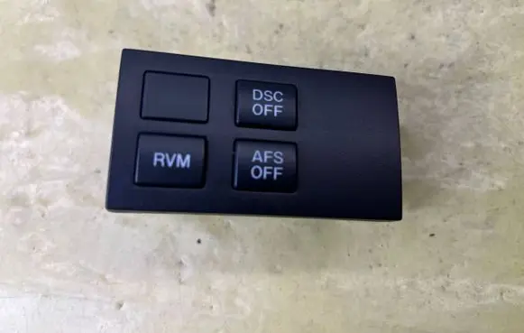 Mazda 6 ESP (stability program) switch G33H66170