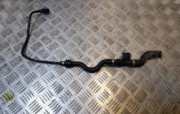 BMW 7 F01 F02 F03 F04 Engine coolant pipe/hose 17127575435 7575435