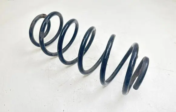 Toyota Yaris Rear coil spring