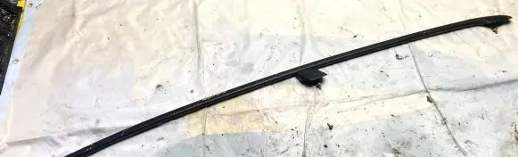 Ford Mondeo MK II Roof bar rail