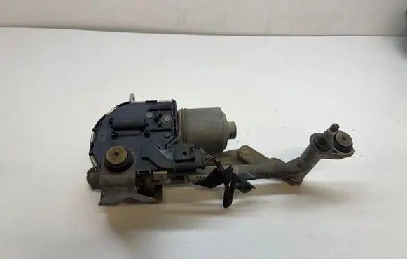Volkswagen Touran I Wiper motor 1T0955119C 0390241785