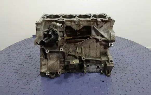Mazda 6 Engine block LF20