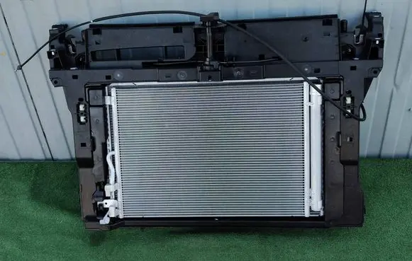 Volkswagen Tiguan Radiator set 5WA959455B 5WA121203B 5Q0121251HQ