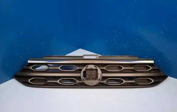 Volkswagen T-Roc Front bumper upper radiator grill 2GA853651 2GA853653H