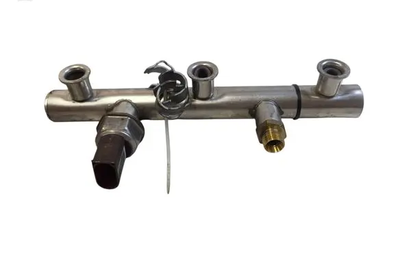 Fuel main line pipe