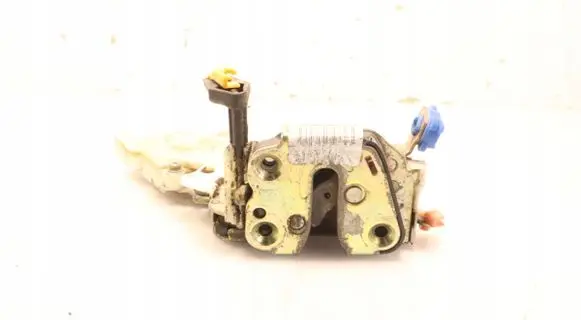 Nissan Almera N16 Front door lock