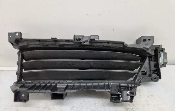 Porsche Macan (95C) Radiator trim 95C121752E