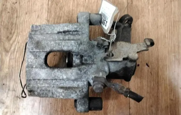 Opel Vectra C Rear brake caliper