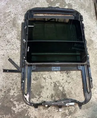 BMW 3 E90 E91 Sunroof set 1305070009 10006277