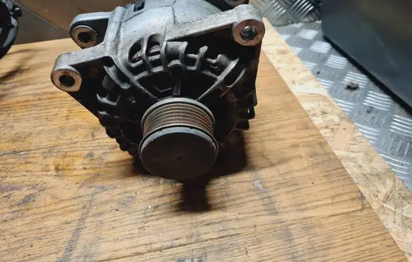 Generator/alternator
