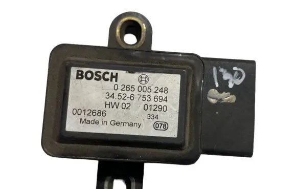 BMW 5 E39 ESP acceleration yaw rate sensor 6753694 34526753694 0012686
