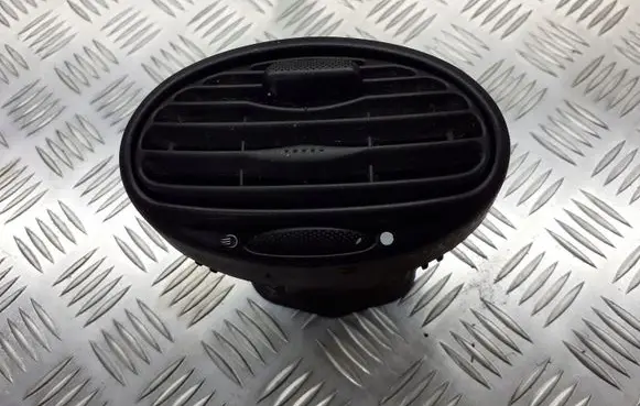 Ford Focus Dash center air vent grill 98AB-19893-BJW