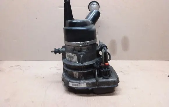 Citroen C4 Grand Picasso Power steering pump 9684040280