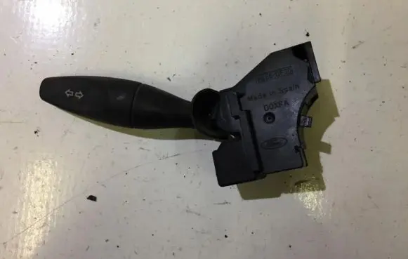 Ford Mondeo Mk III Indicator stalk