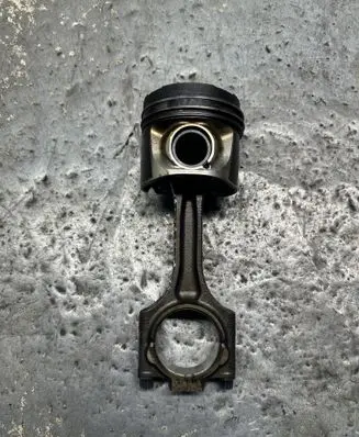 Volvo V70 Piston with connecting rod 