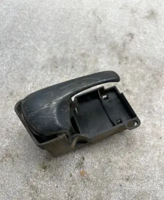 Volkswagen PASSAT B4 Front door interior handle 3A0837236