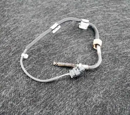 Mercedes-Benz E W212 Oil temperature sensor A0009056804