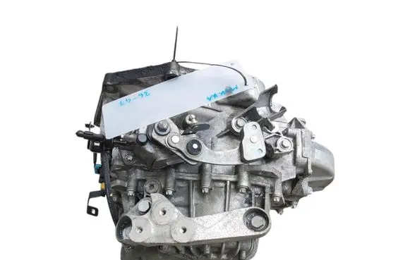 Opel Mokka Manual 5 speed gearbox 55585523