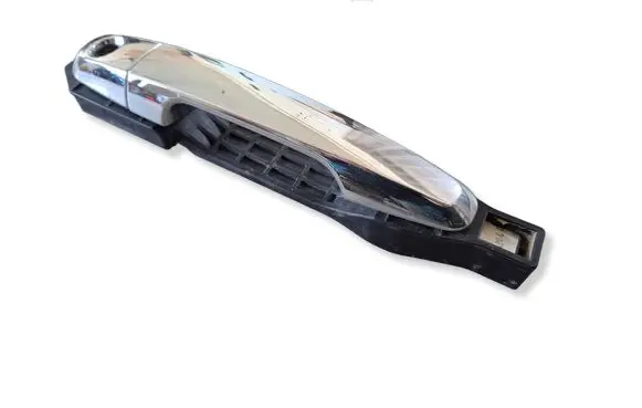 Mitsubishi L200 Front door exterior handle 5716A032