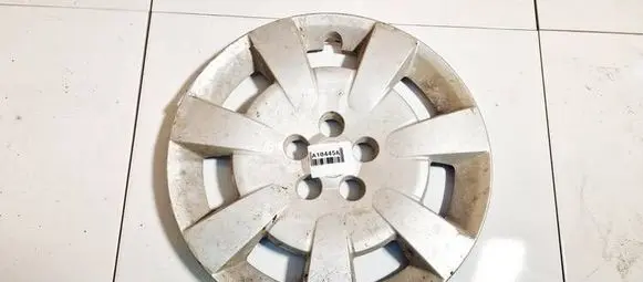 Toyota Avensis T250 R15 wheel hub/cap/trim pacificco