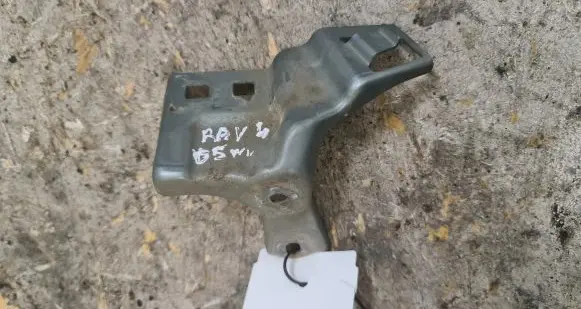 Toyota RAV 4 (XA20) Headlight/headlamp mounting bracket