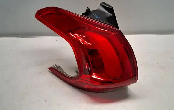 Rear/tail lights