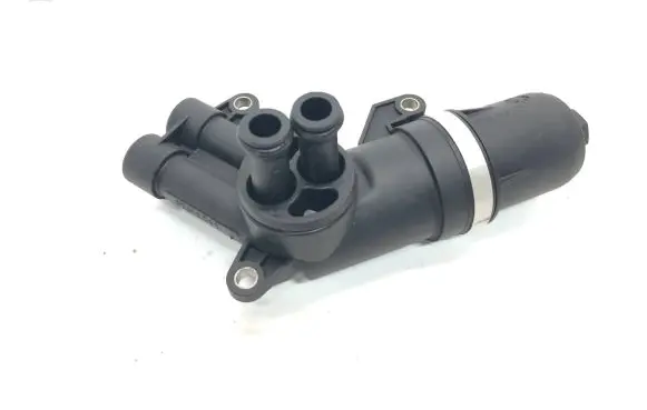 Audi A7 S7 4G Oil filter mounting bracket 0B5325240C