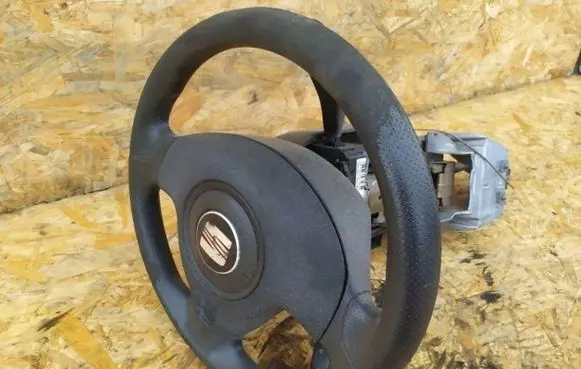 Seat Ibiza III (6L) Steering wheel