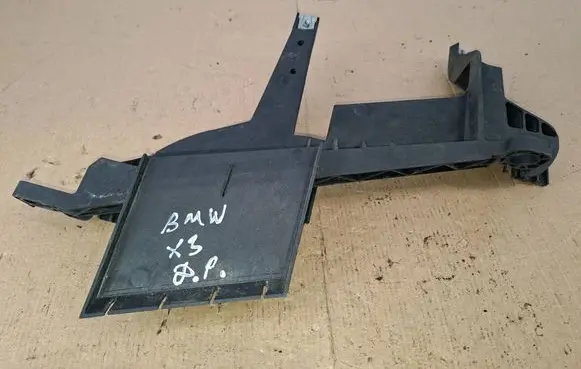 BMW X3 E83 Headlight/headlamp mounting bracket 1301073025
