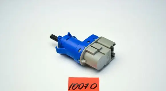 Brake pedal sensor switch