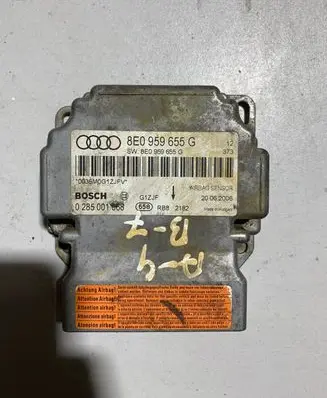 Audi A4 S4 B7 8E 8H Airbag control unit/module 8E0959655G 0285001668