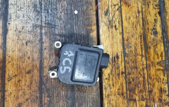 Citroen C5 Air flap motor/actuator 0132801217 9641066380
