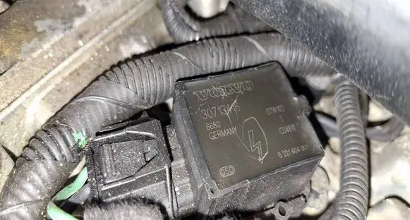 Volvo S60 High voltage ignition coil 30713416