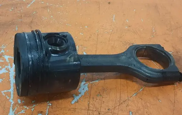 Peugeot 407 Piston 75L93