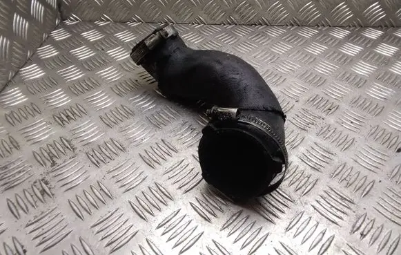 Audi A4 S4 B7 8E 8H Intercooler hose/pipe