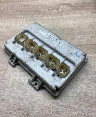 Chrysler Voyager Central body control module P05026063AC 05026063AC