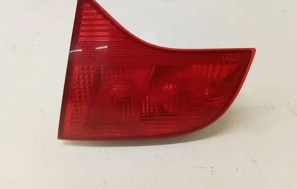 Audi A4 S4 B7 8E 8H Tailgate rear/tail lights 8E9945094