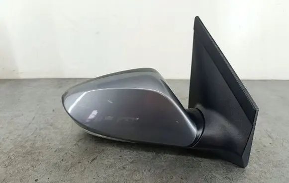 Hyundai i30 Front door electric wing mirror 