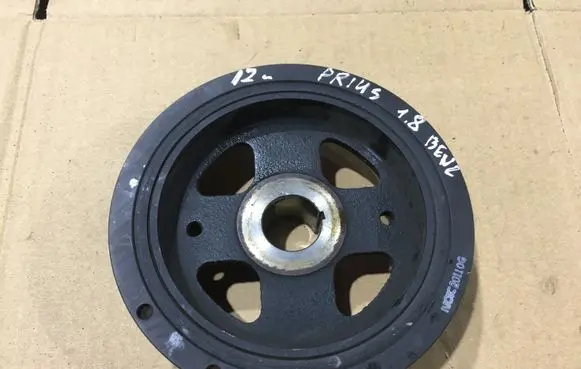 Toyota Prius (XW30) Crankshaft pulley