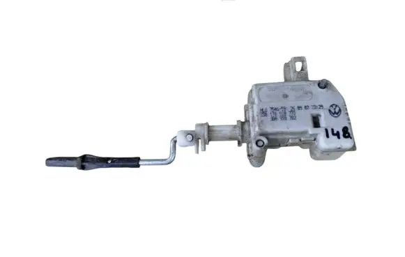 Volkswagen Touran I Central locking motor 1T0810773
